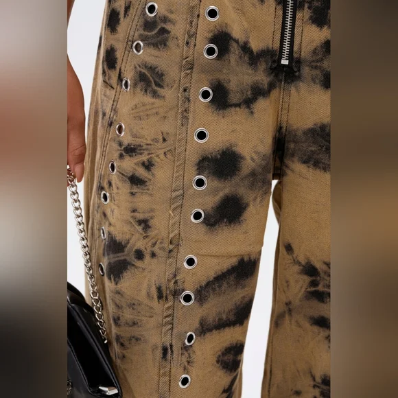 Internet Famous Painted Denim Jumpsuit - Picture 5 of 5